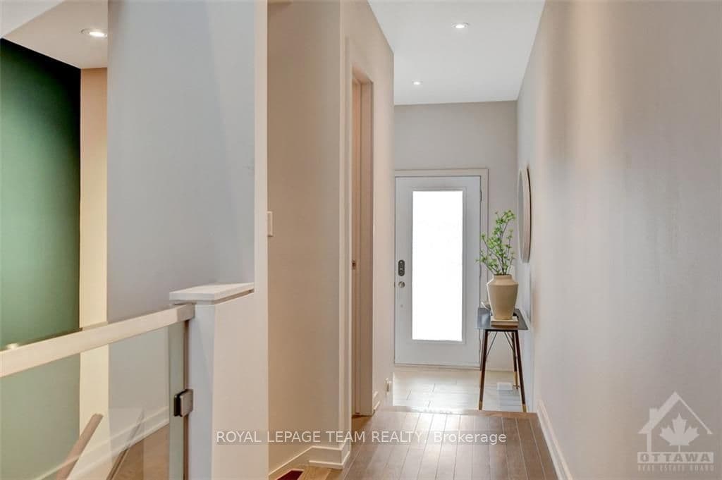722 HORNED OWL Avenue photo 3
