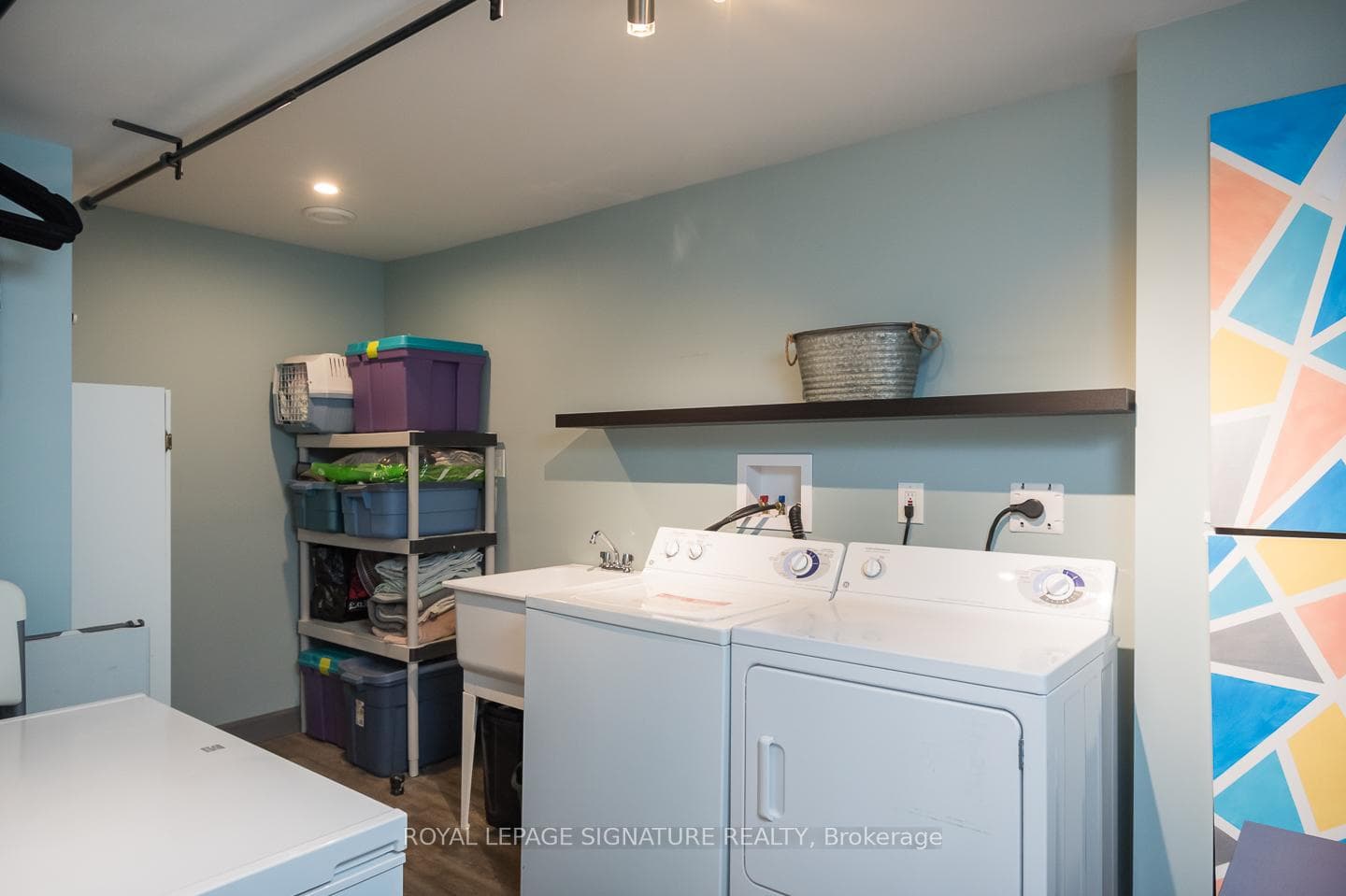 36 Dills Crescent photo 24