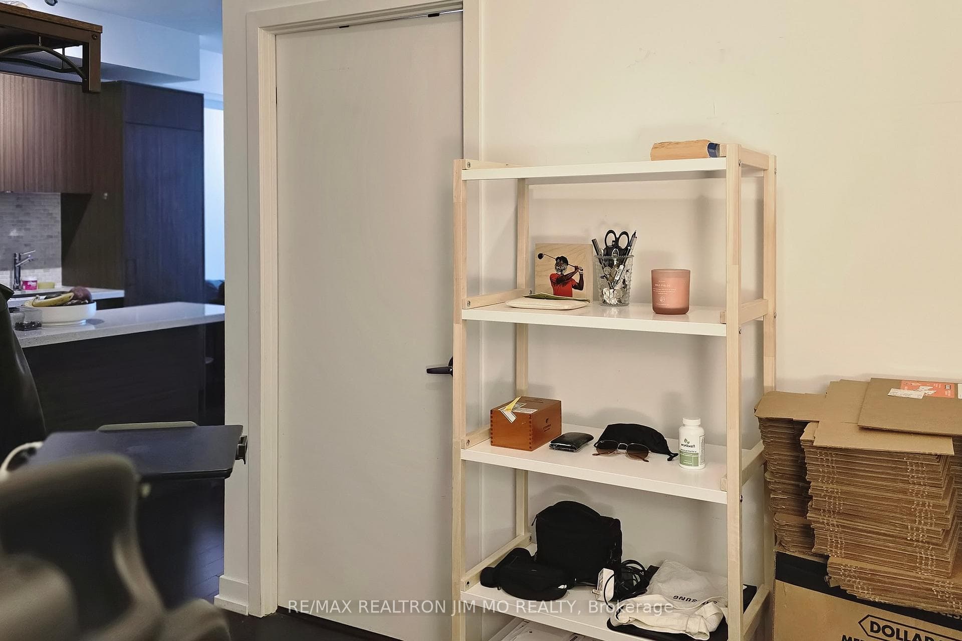 21 Widmer Street Unit 1812 photo 18