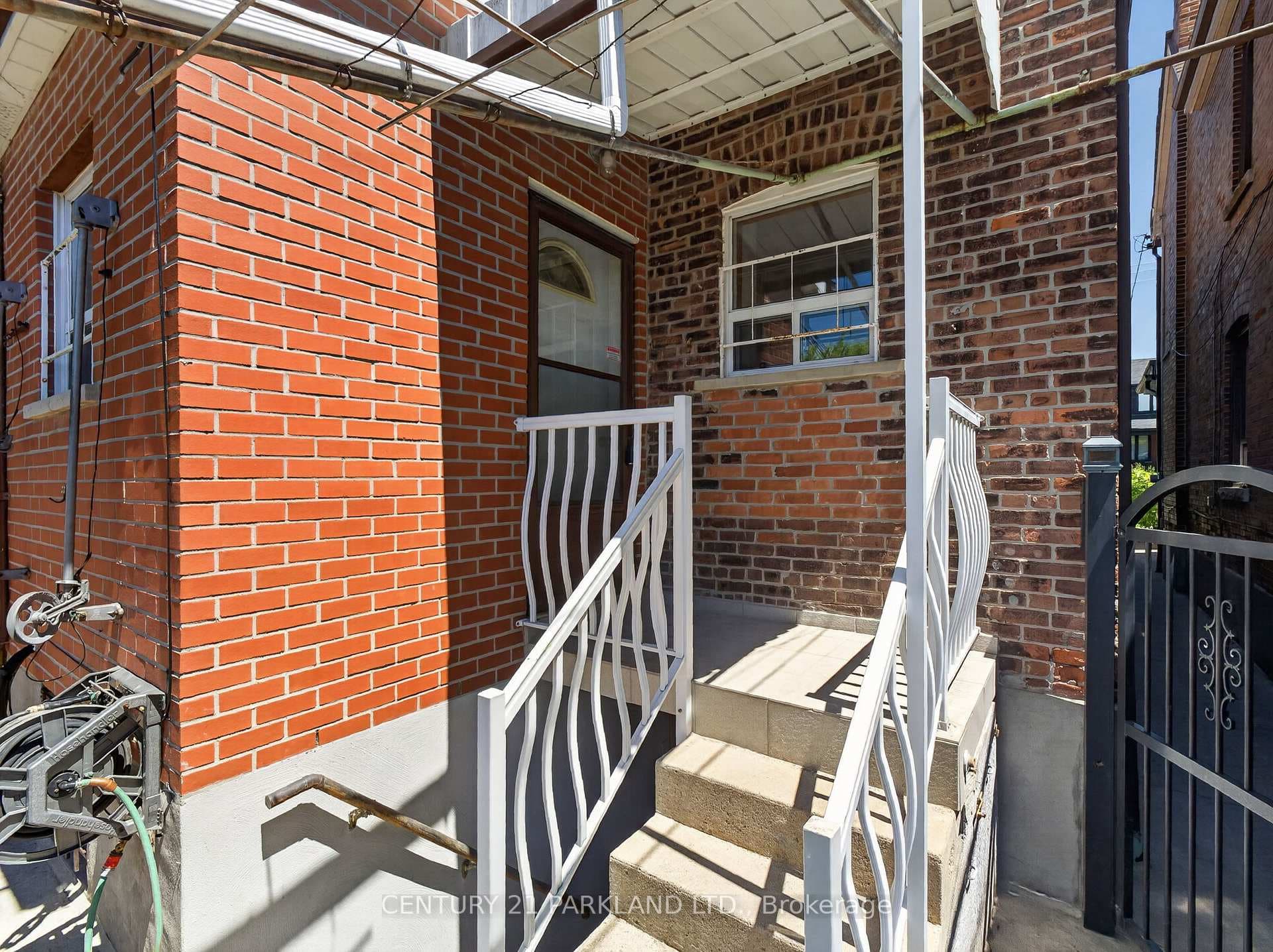 26 Earlscourt Avenue photo 35