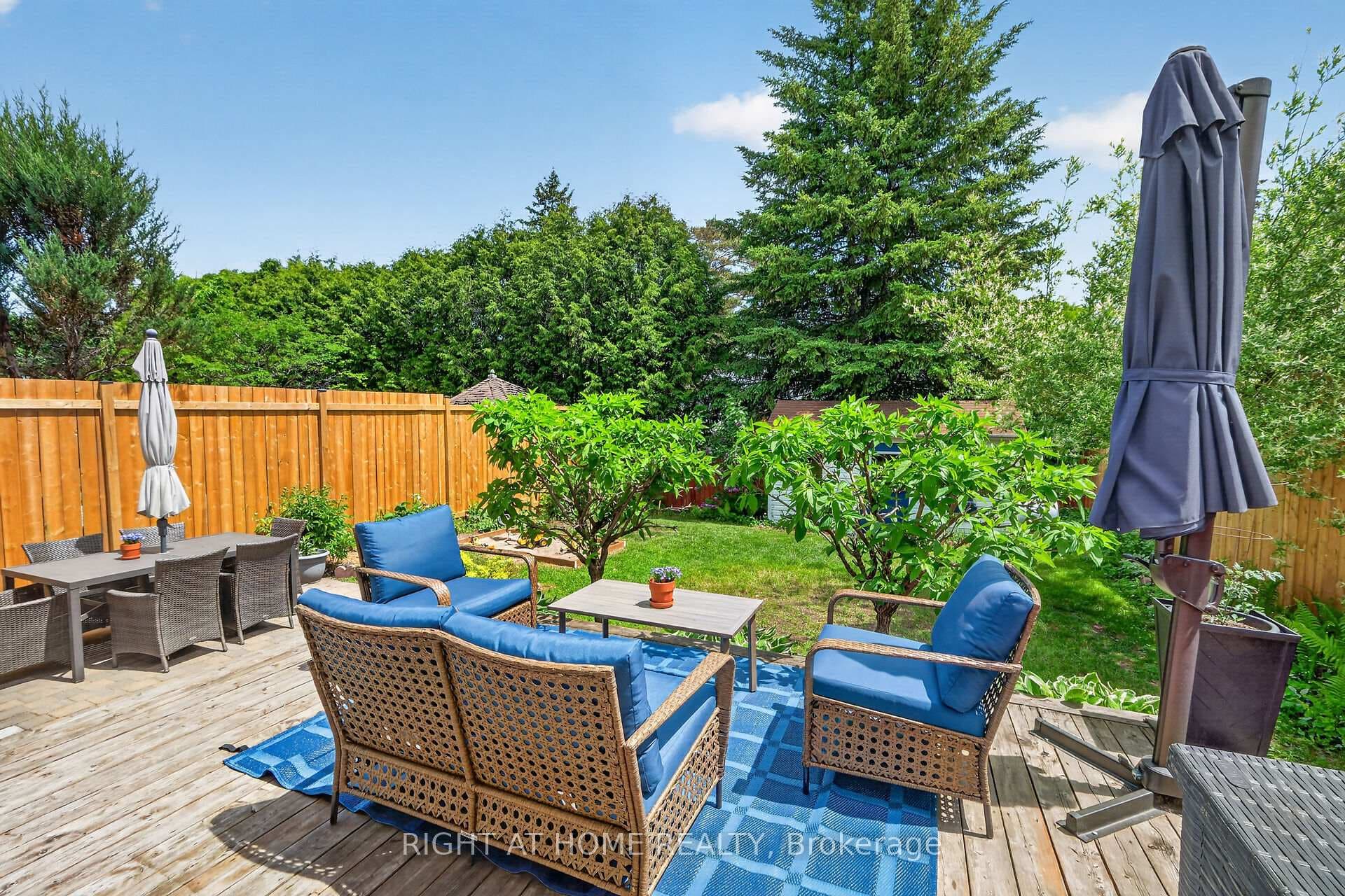 1187 Whiterock Street photo 44