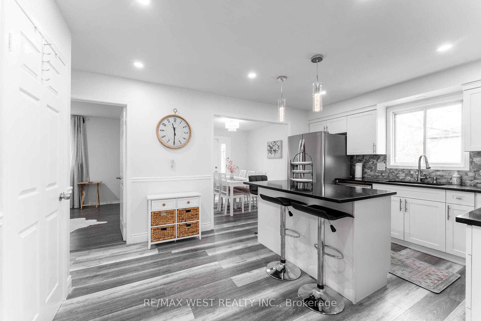 721 Acadia Drive photo 7