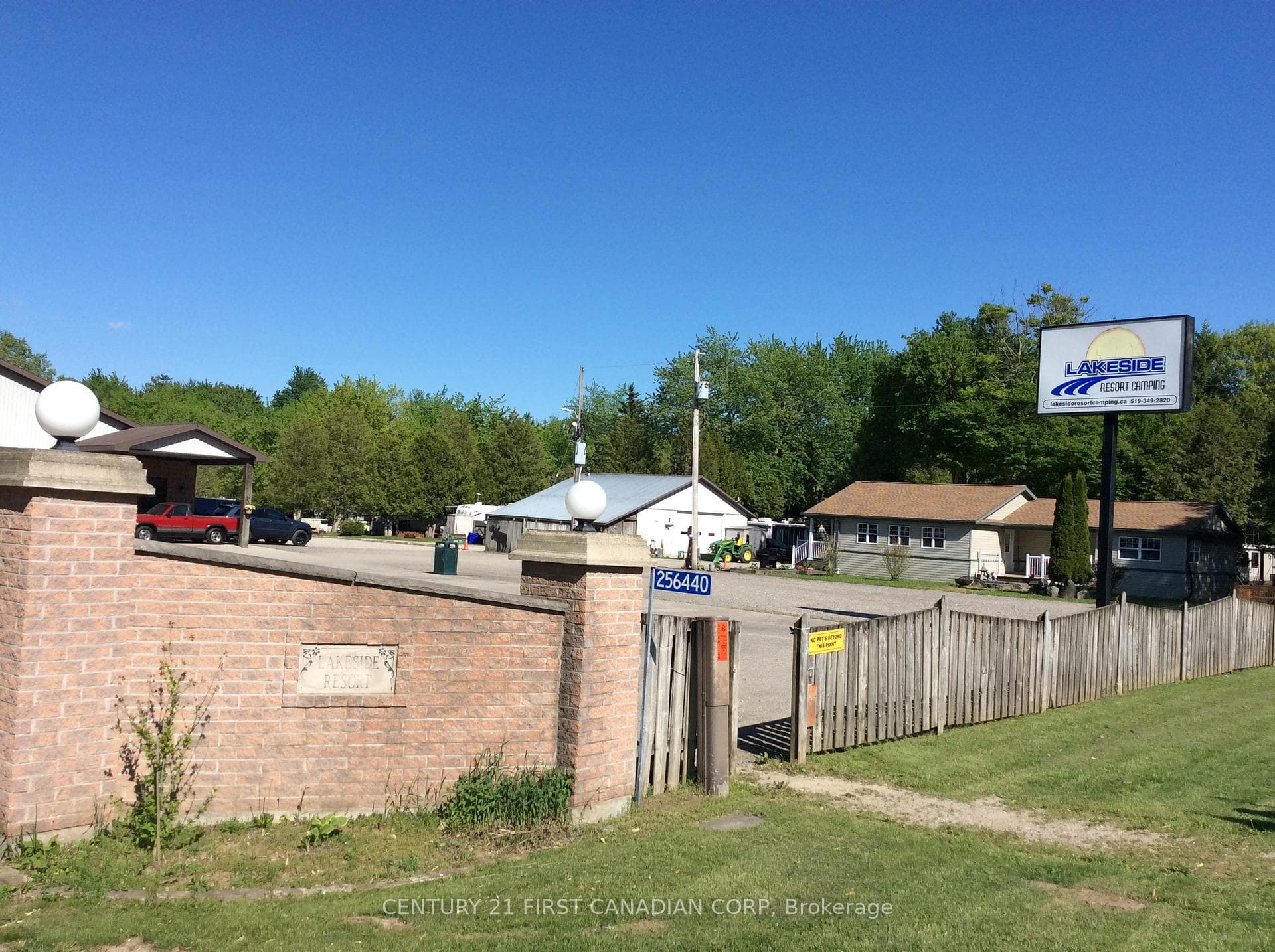 256440 Sunova Crescent Unit 501 photo 9