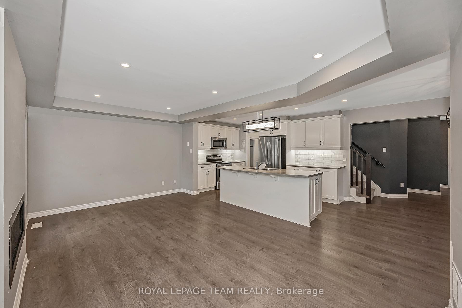 659 Pearl Dace Crescent photo 15