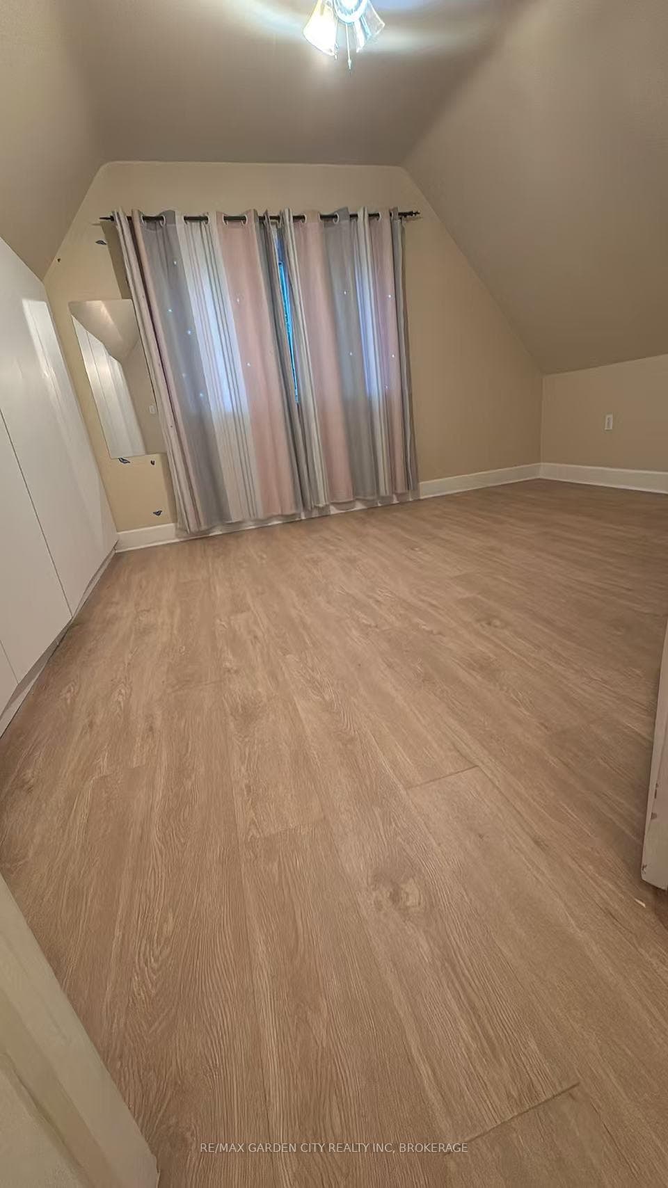 56 SOUTH Drive photo 21
