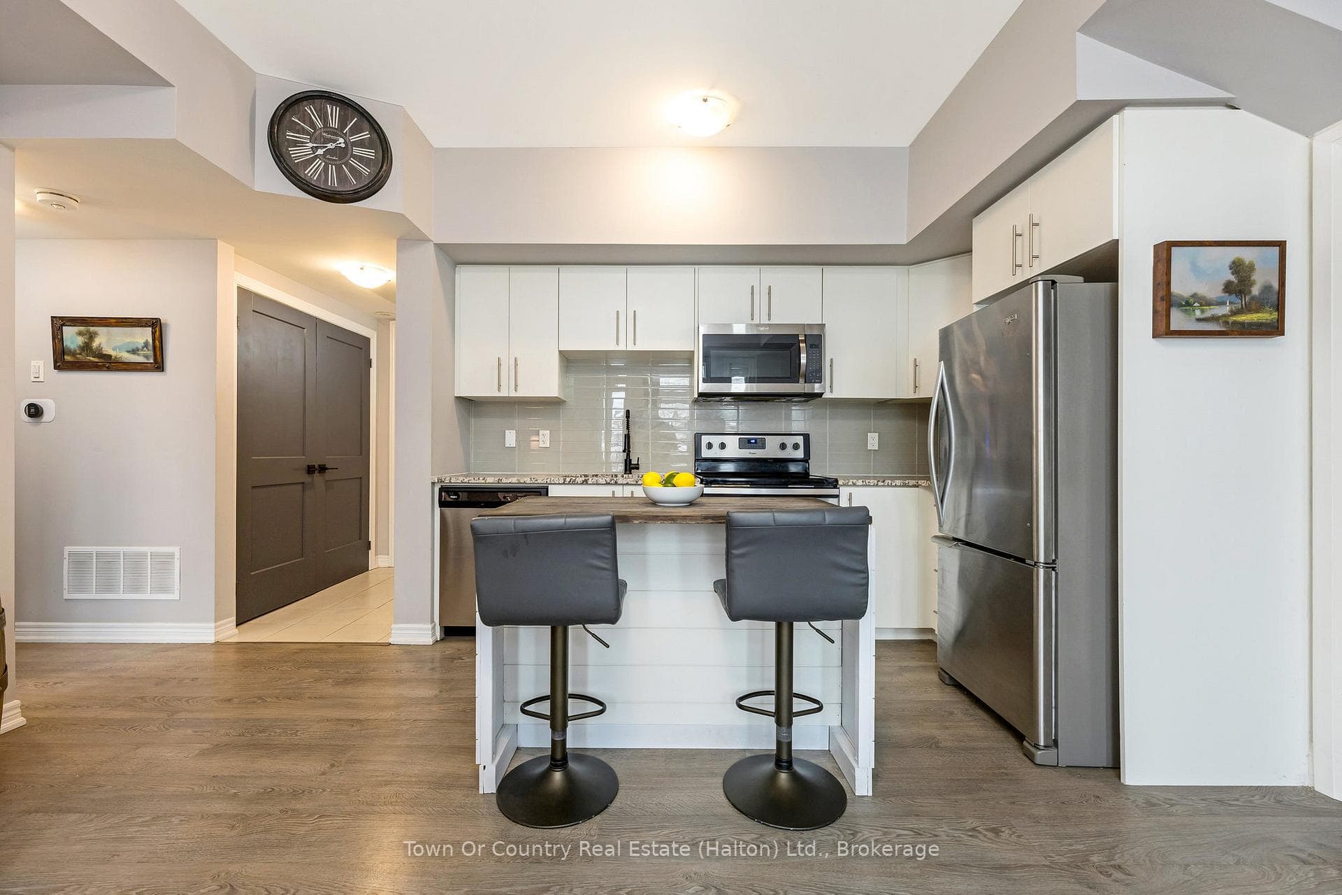 166 Watson Parkway photo 13