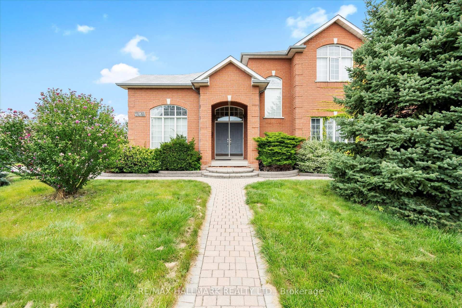 304 Hollymount Drive photo 3