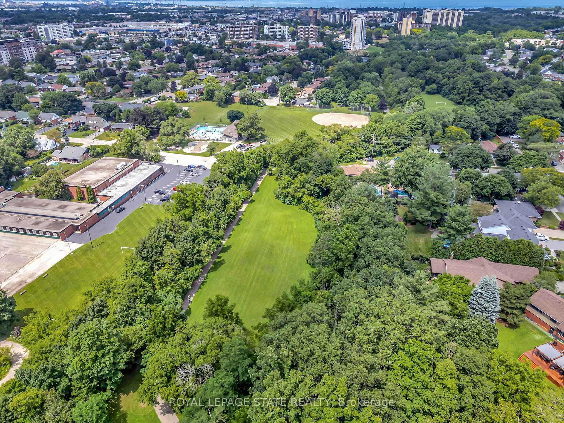 8 Village Green Boulevard Unit 611 photo 29