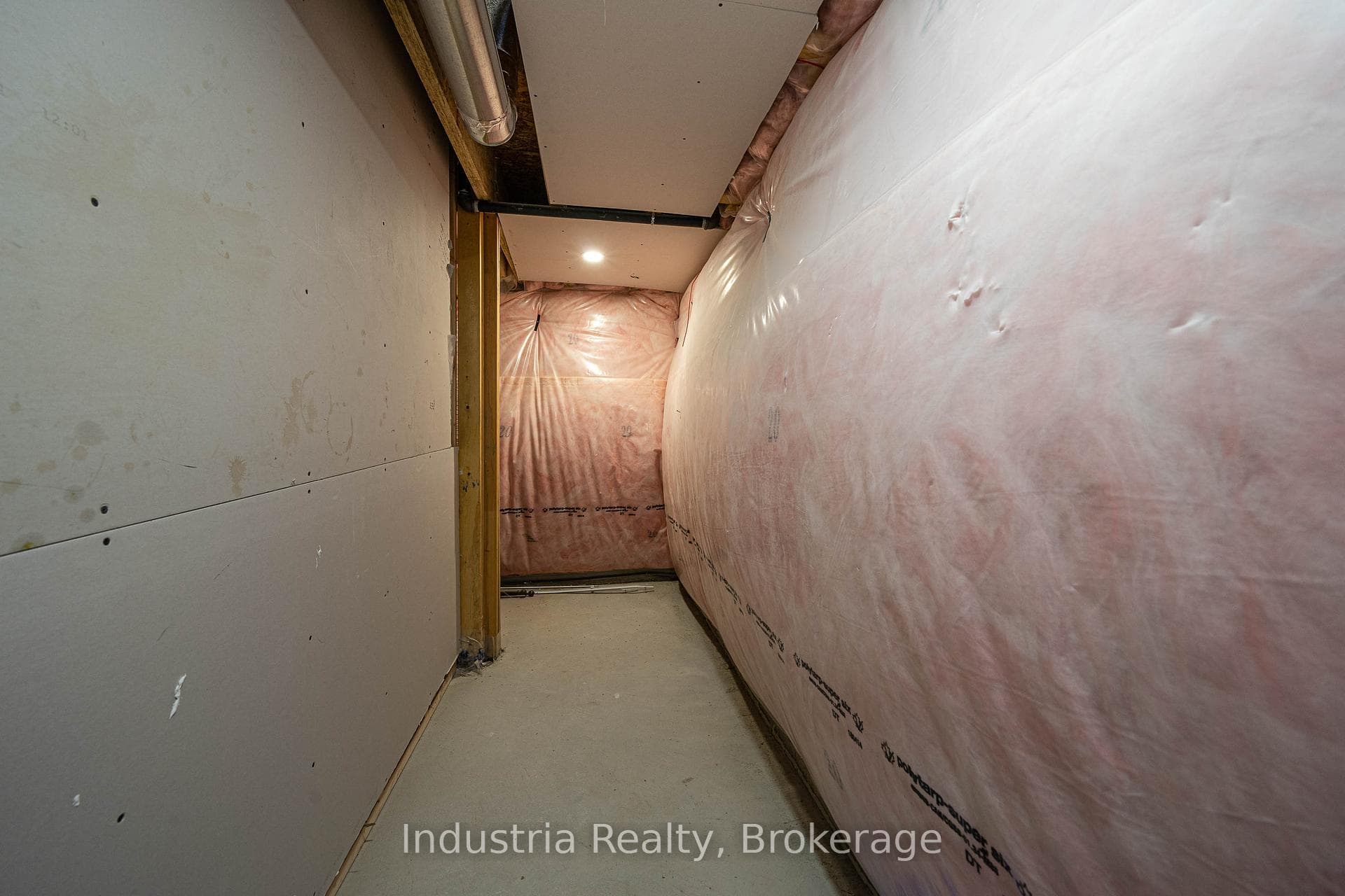 79 Holland Vista Street Unit Basement photo 12