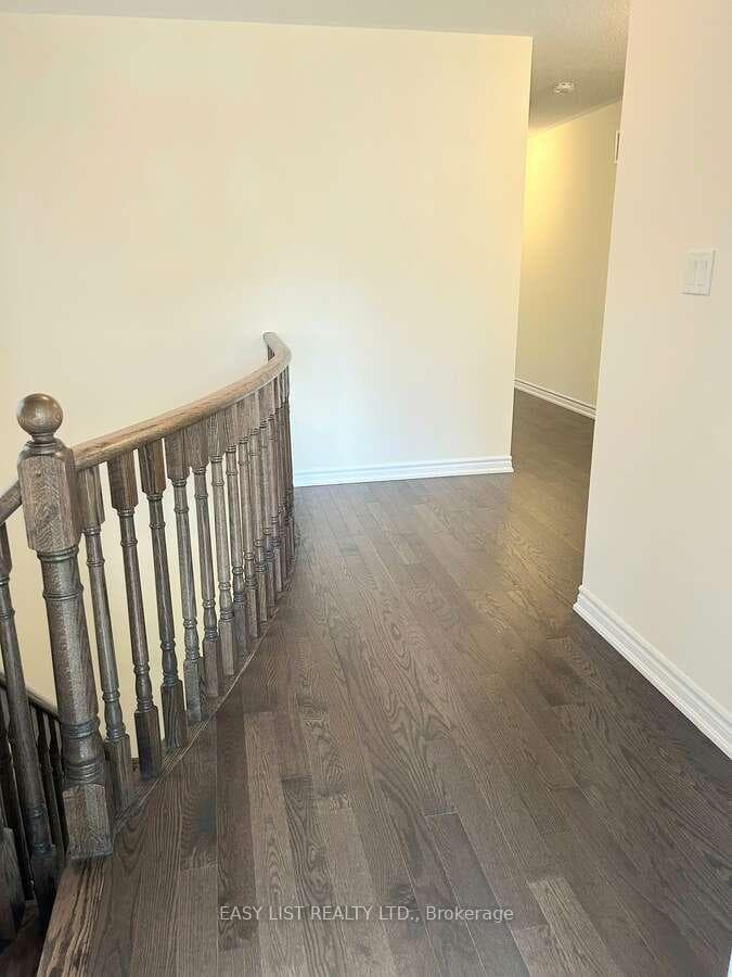 37 Royal Fern Crescent photo 19