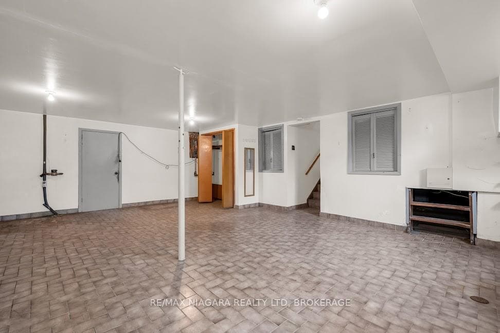 5542 Emery Street photo 24