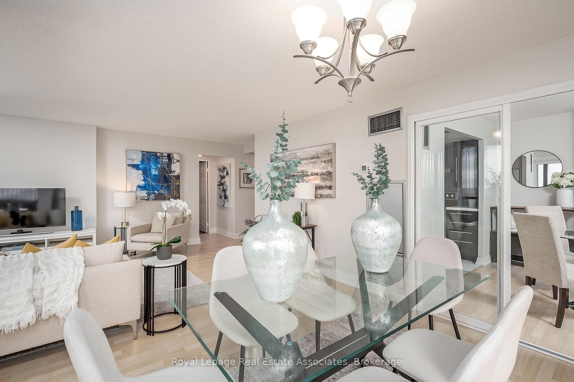 1155 Bough Beeches Boulevard Unit 909 photo 15