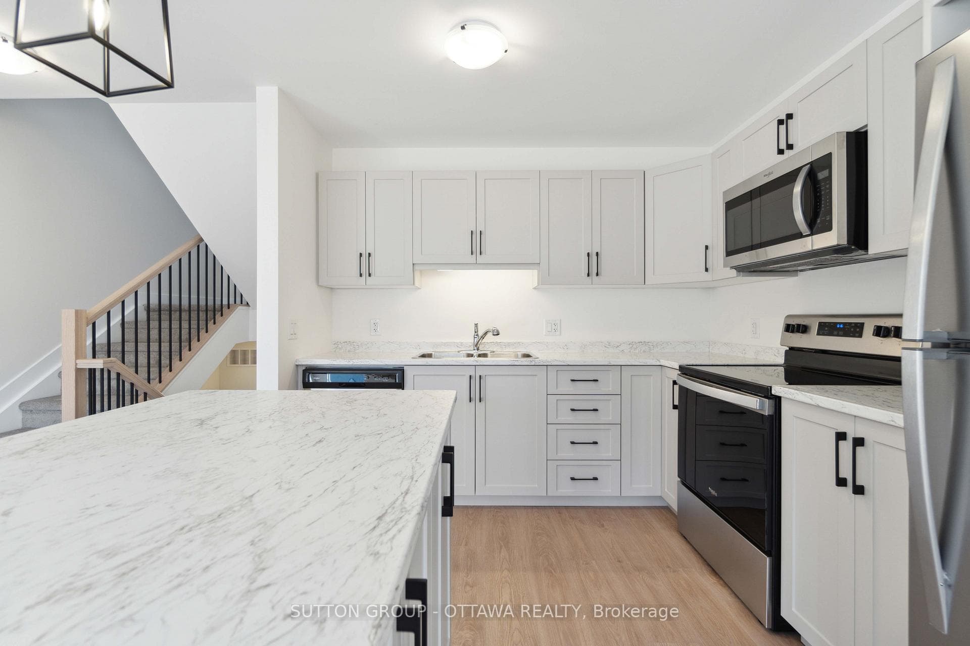 90 Staples Boulevard photo 7