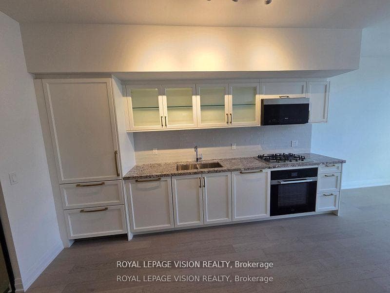 505 Glencairn Avenue Unit 216 photo 6