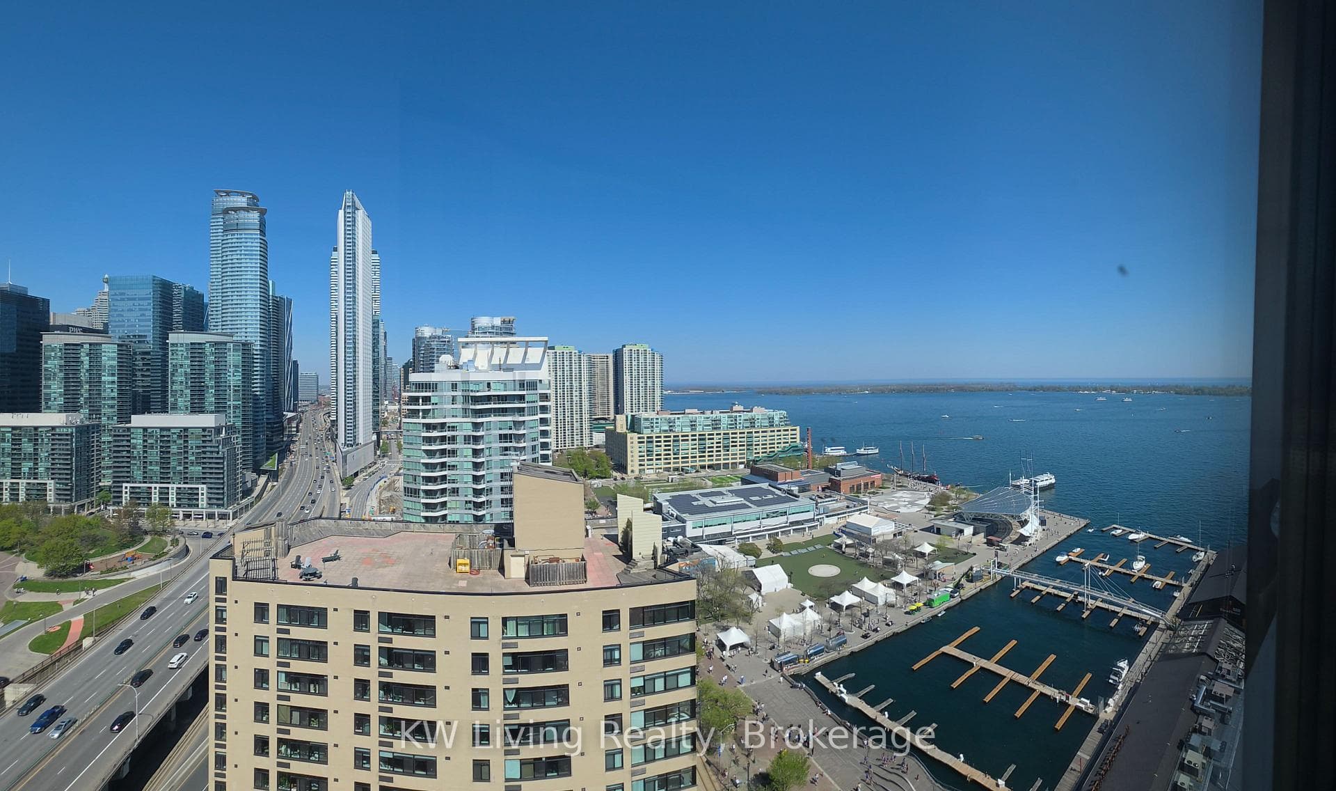260 Queens Quay Unit 2608 photo 18