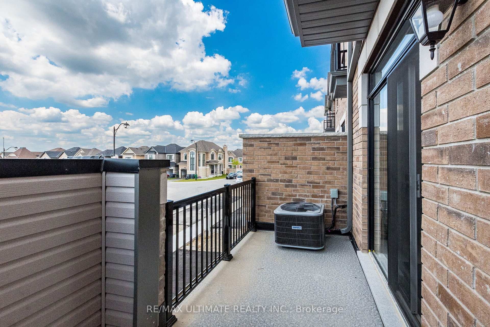 39 Sapwood Crescent photo 20