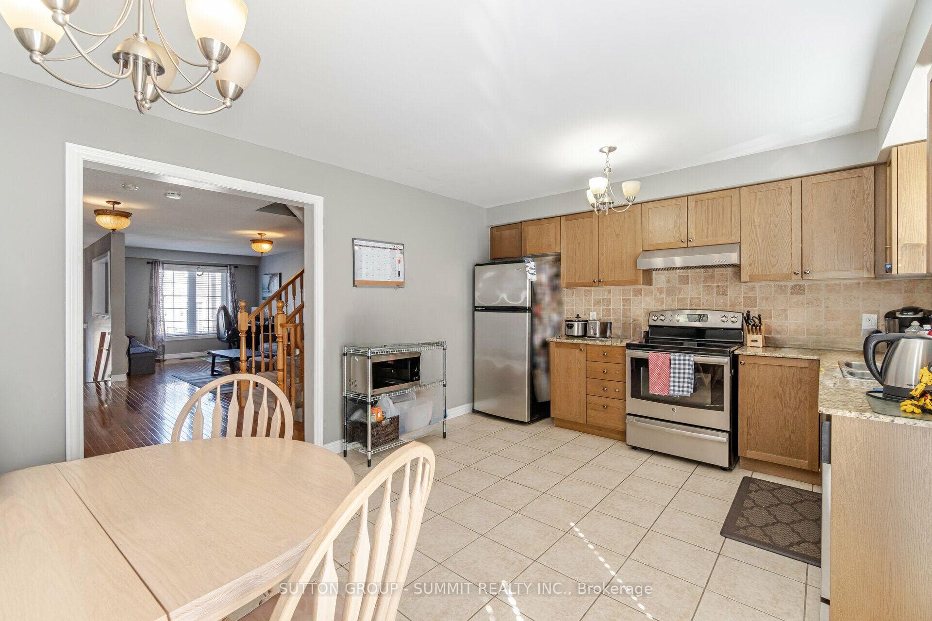 2280 Baronwood Drive Unit 6 photo 10