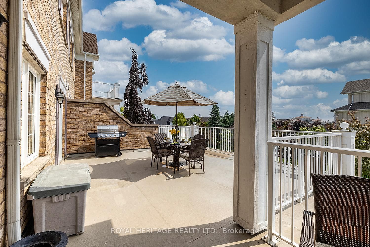 500 + sq ft Terrace