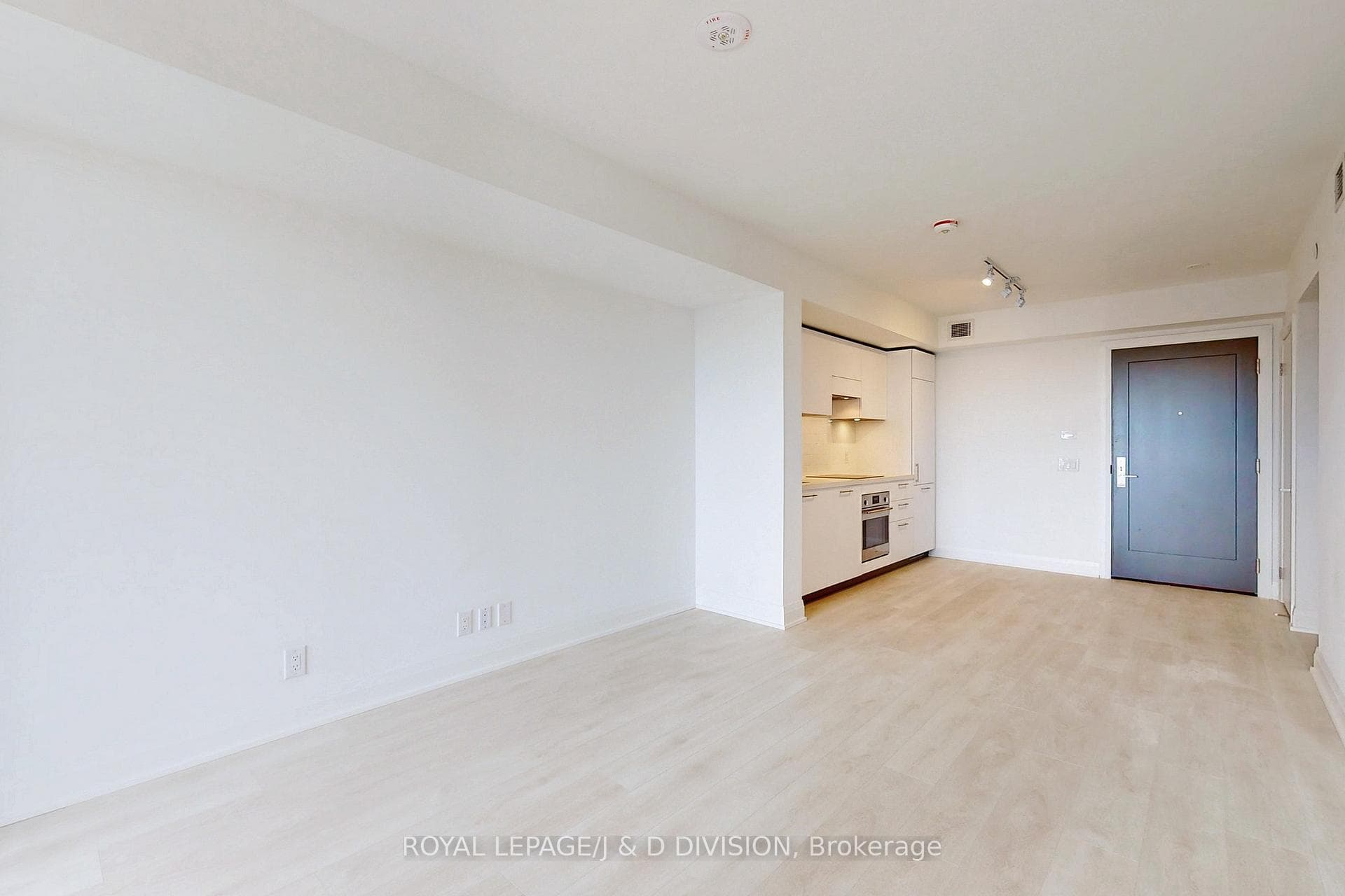 33 Frederick Todd Way Unit 510 photo 10