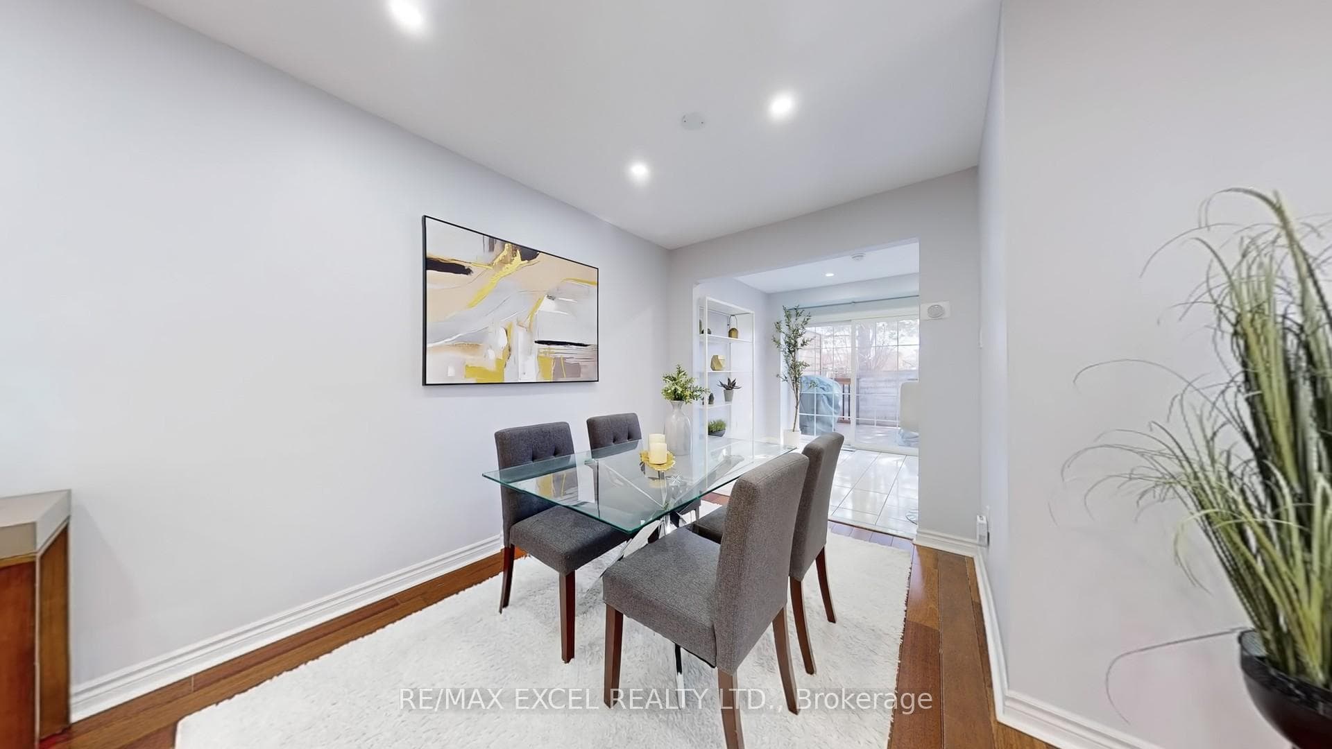 73 McCabe Crescent photo 16