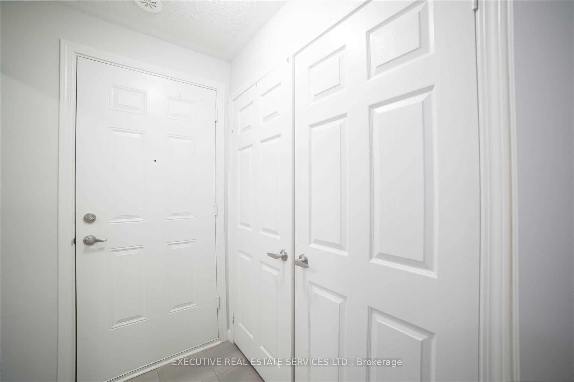 1 Beckenrose Court Unit 42 photo 24