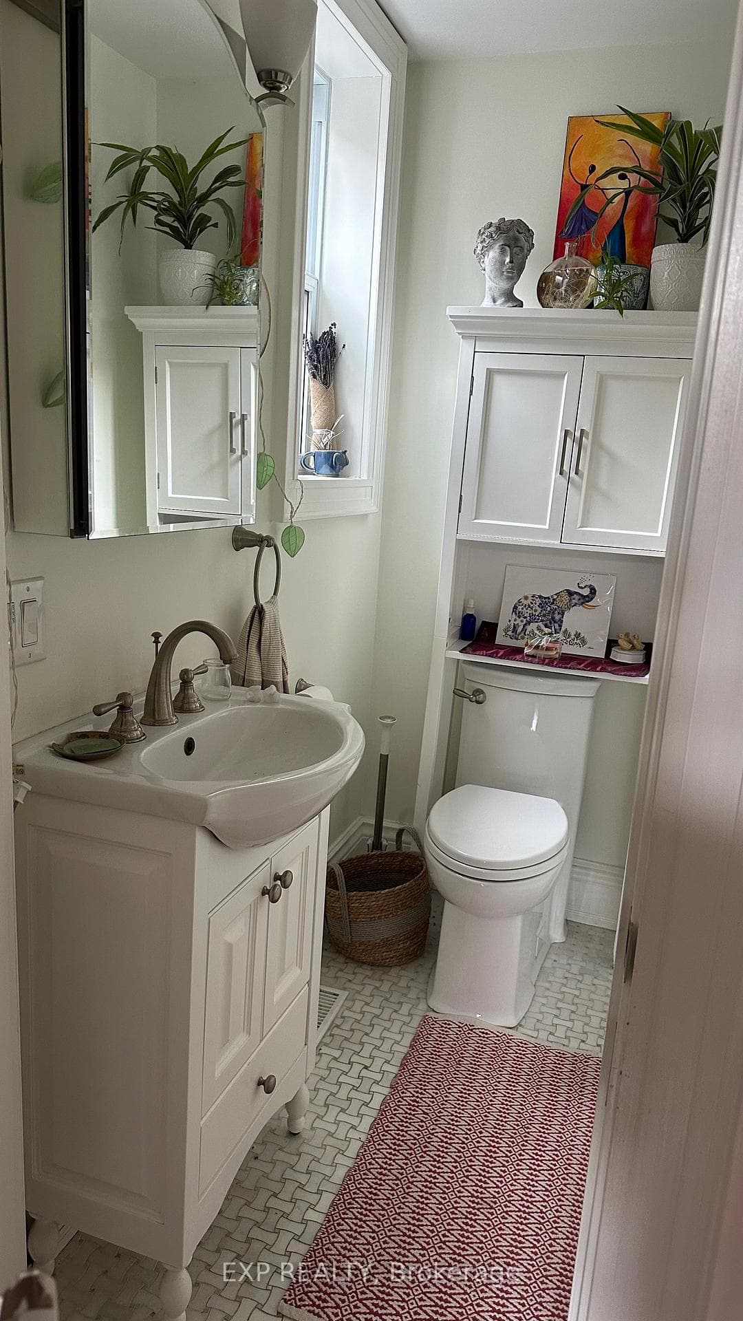 212 Bingham Avenue photo 8