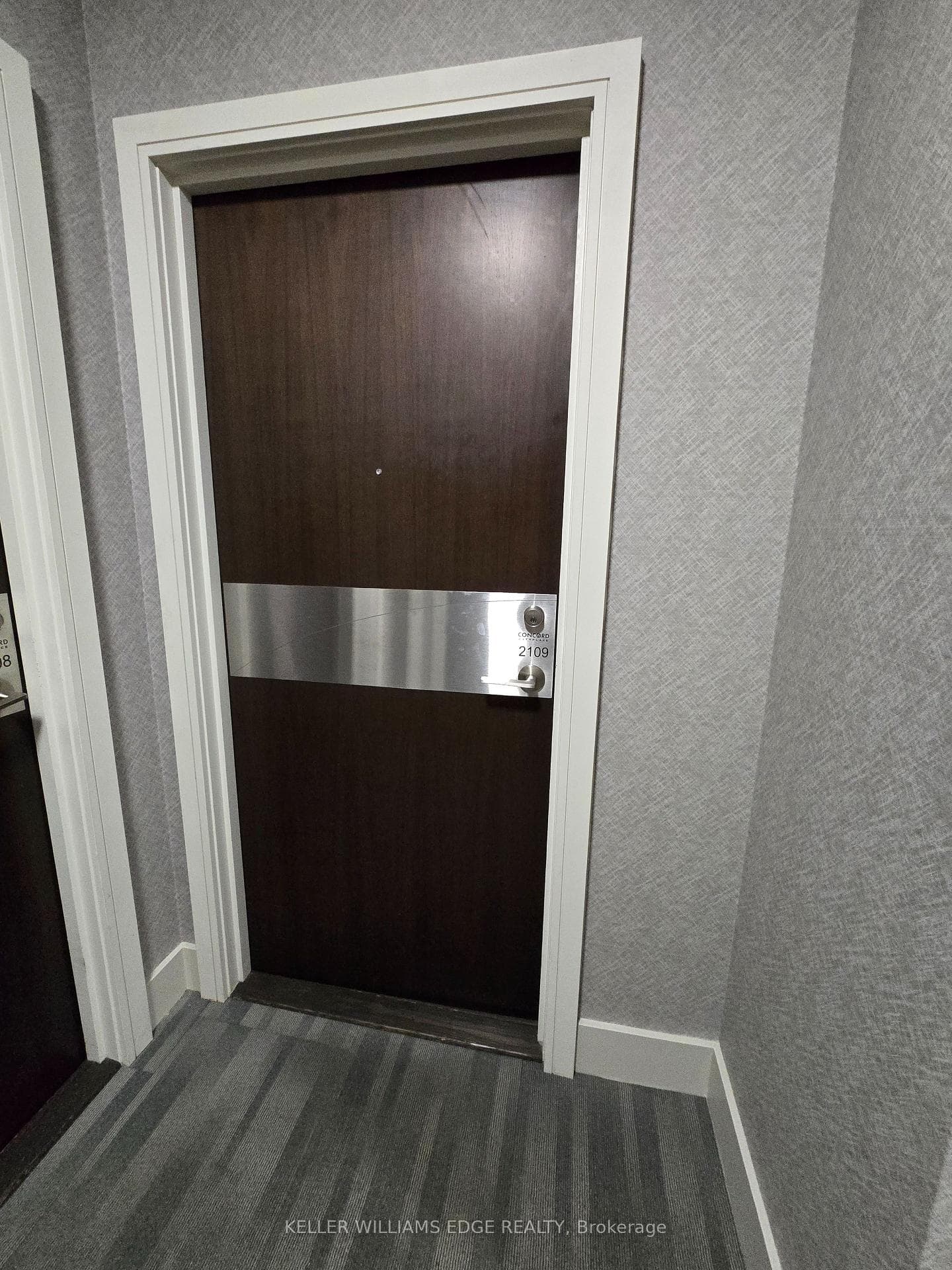 38 Dan Leckie Way Unit 2109 photo 2