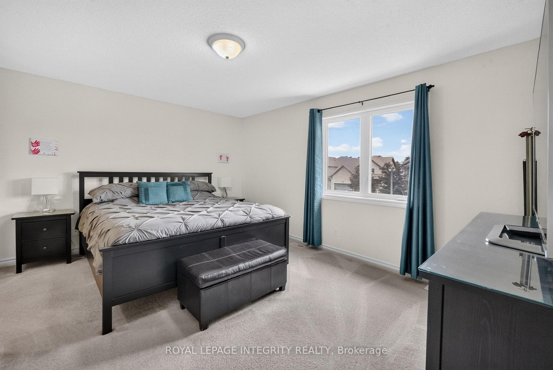129 Dorina Sarazin Crescent photo 25