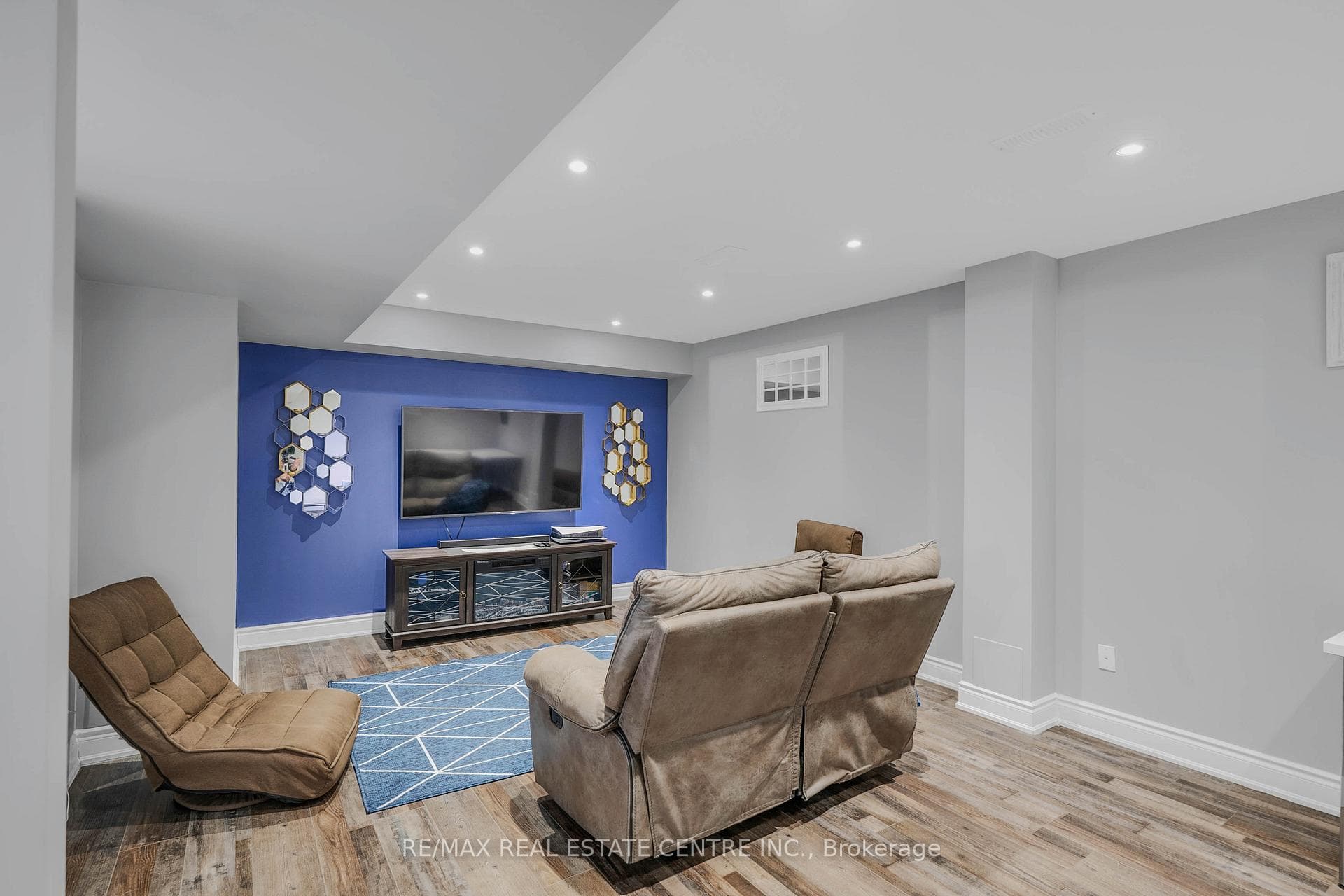 460 Equestrian Way photo 36