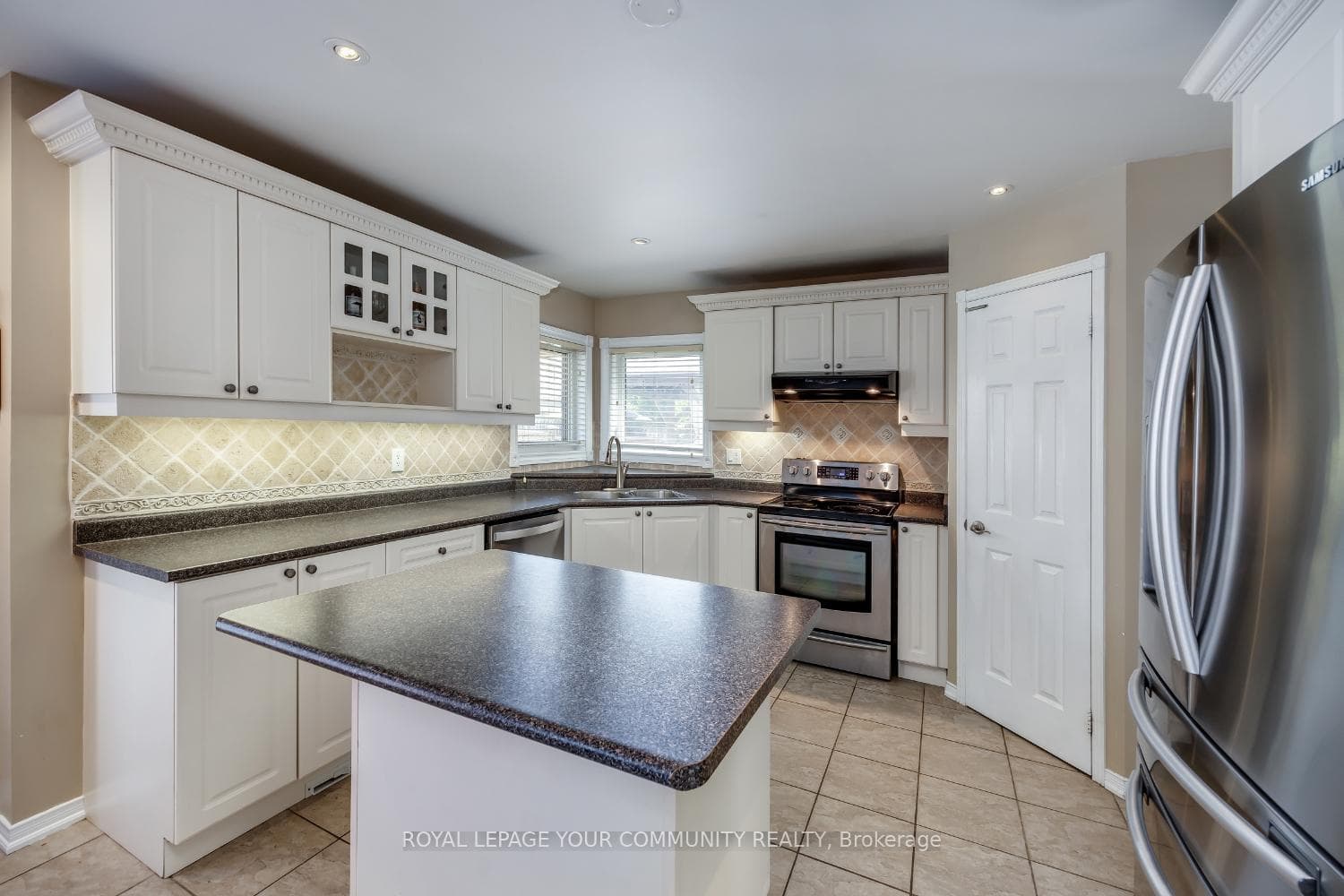 3 Briggs Crescent photo 11