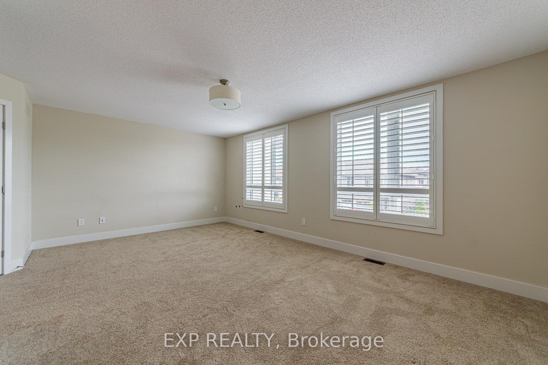 605 Tennant Way photo 21