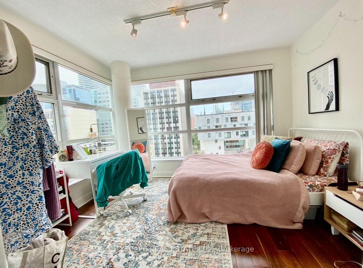 50 Lombard Street Unit 1205 photo 5