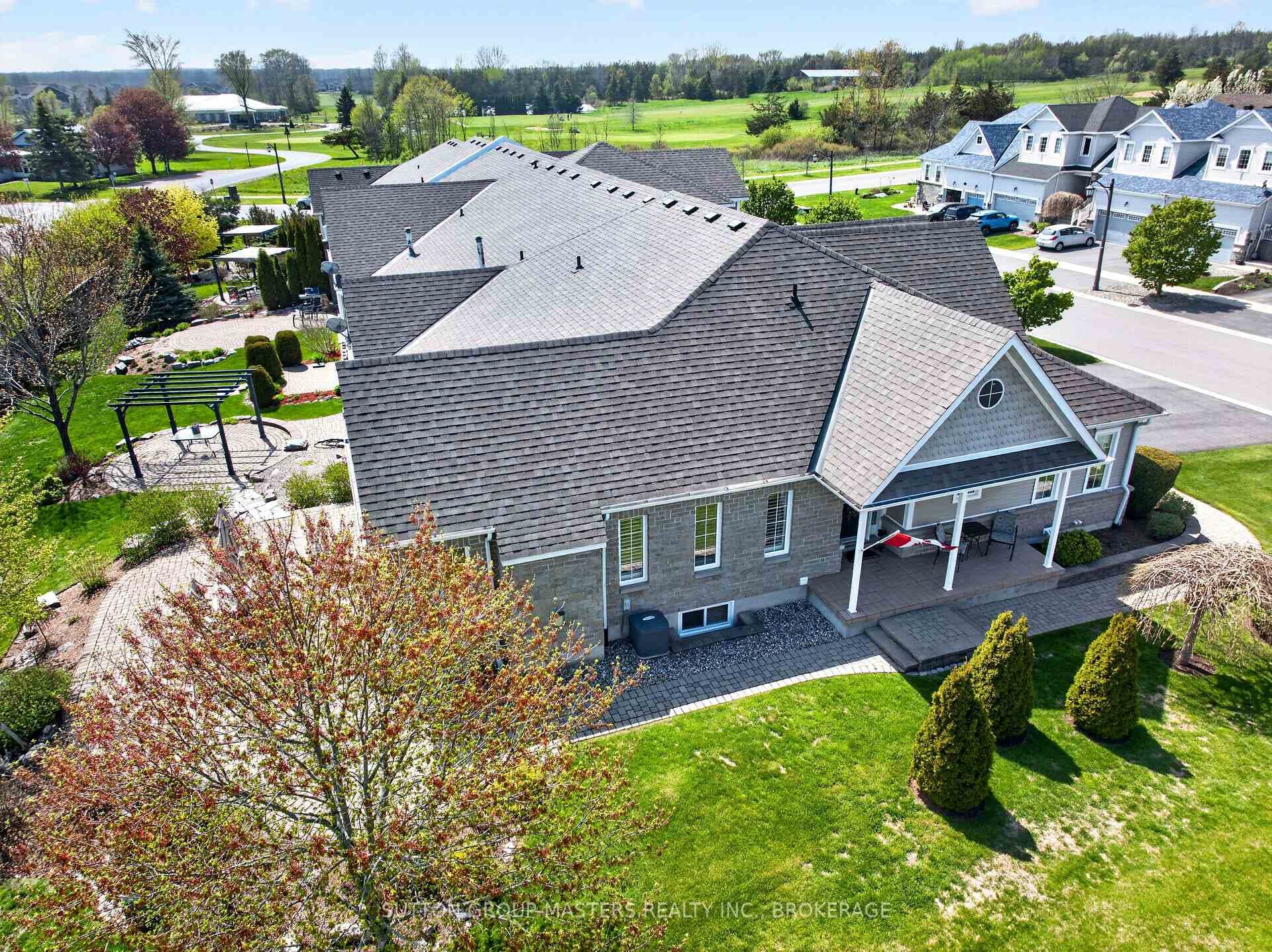 110 Britannia Crescent photo 35