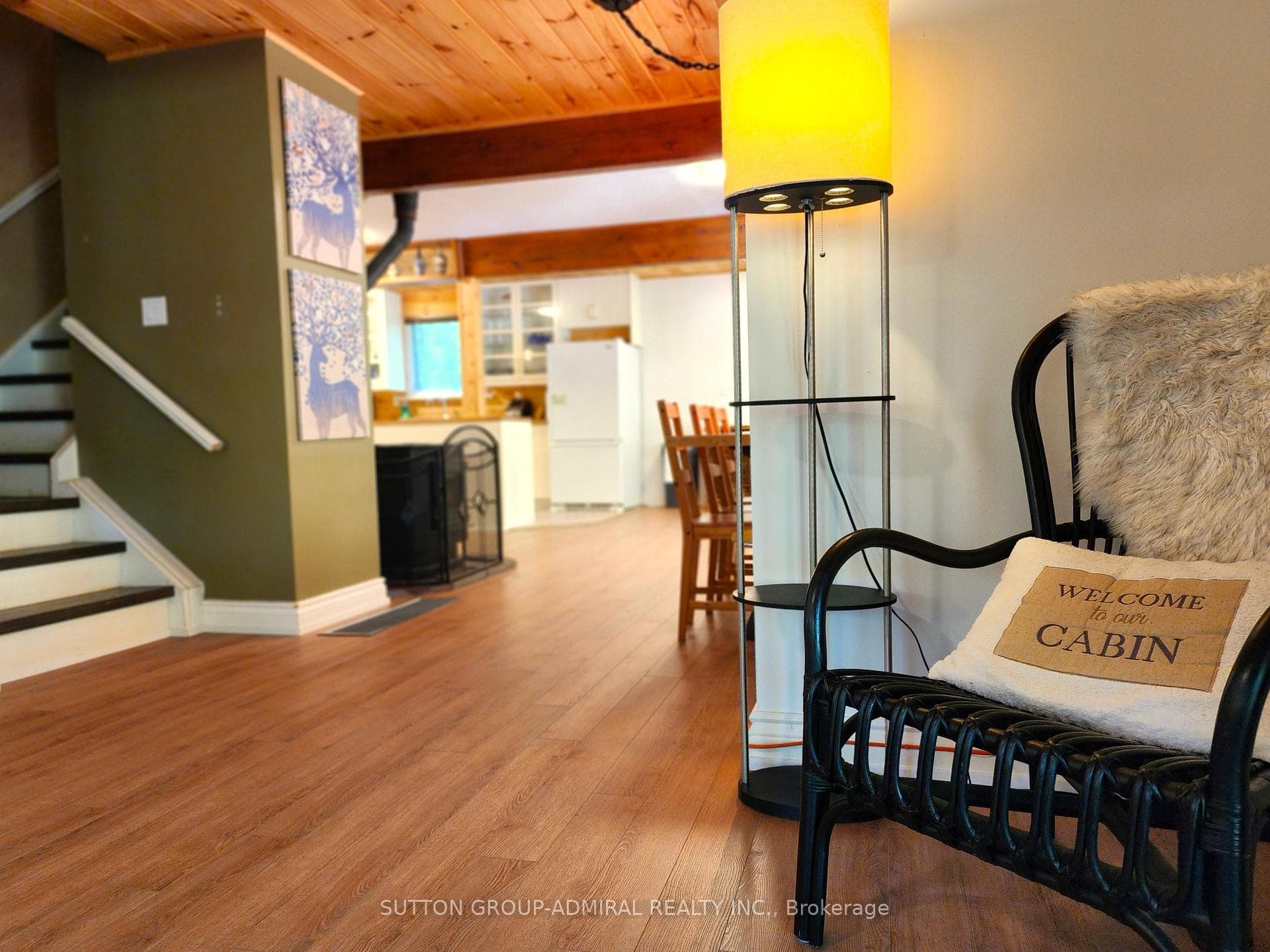 525 Waltonian Drive photo 10