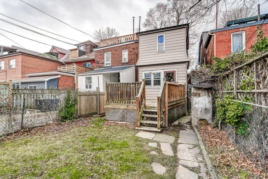 Entering Backyard via North Side Path