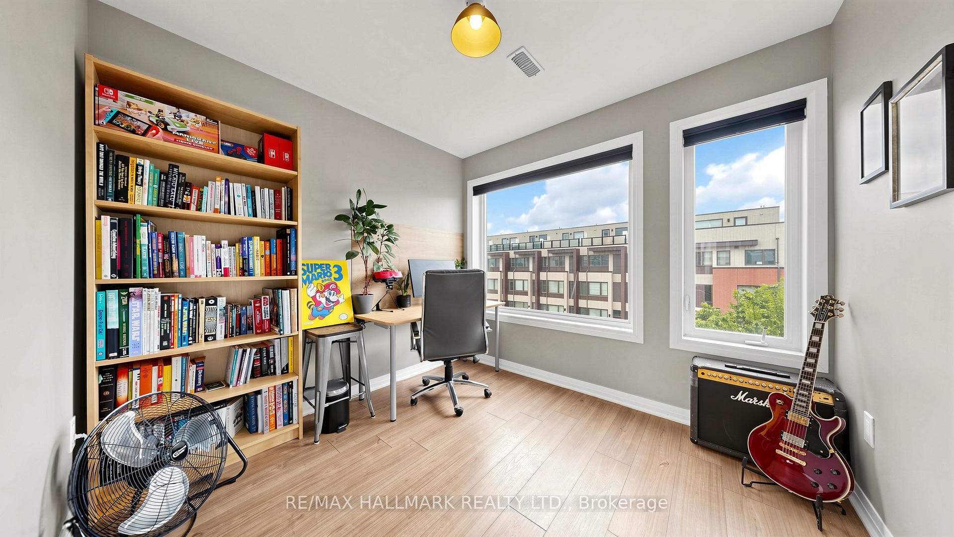 4th bedroom (currently office)