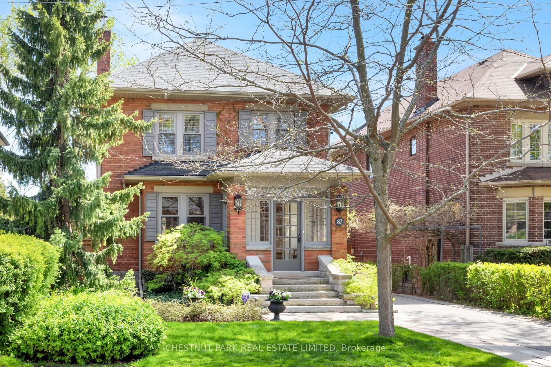 87 Brooke Avenue photo 2