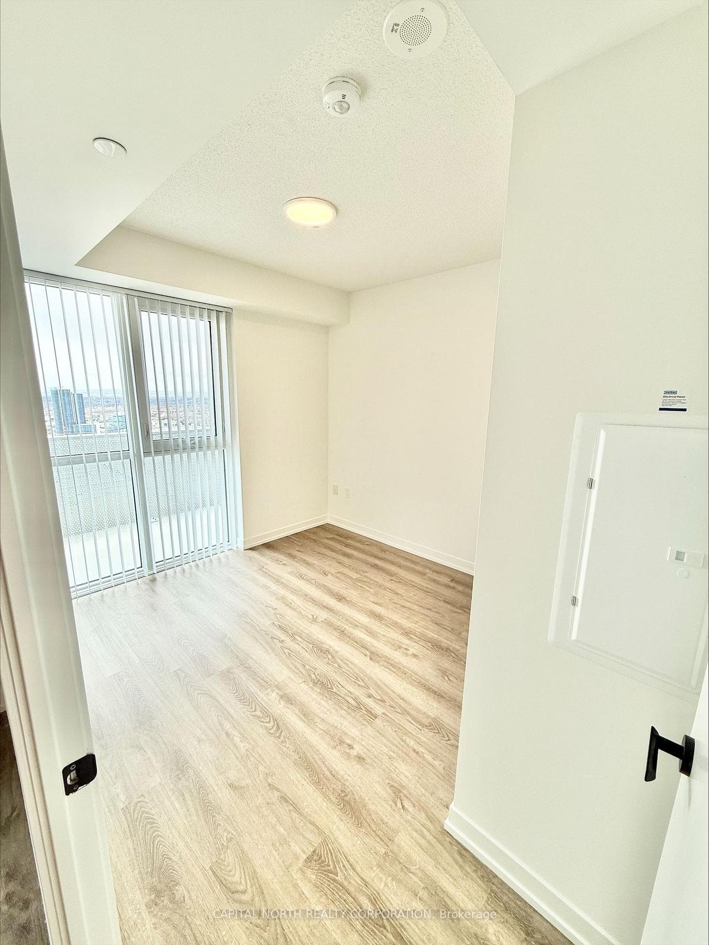 195 Commerce Street Unit 3910 photo 7