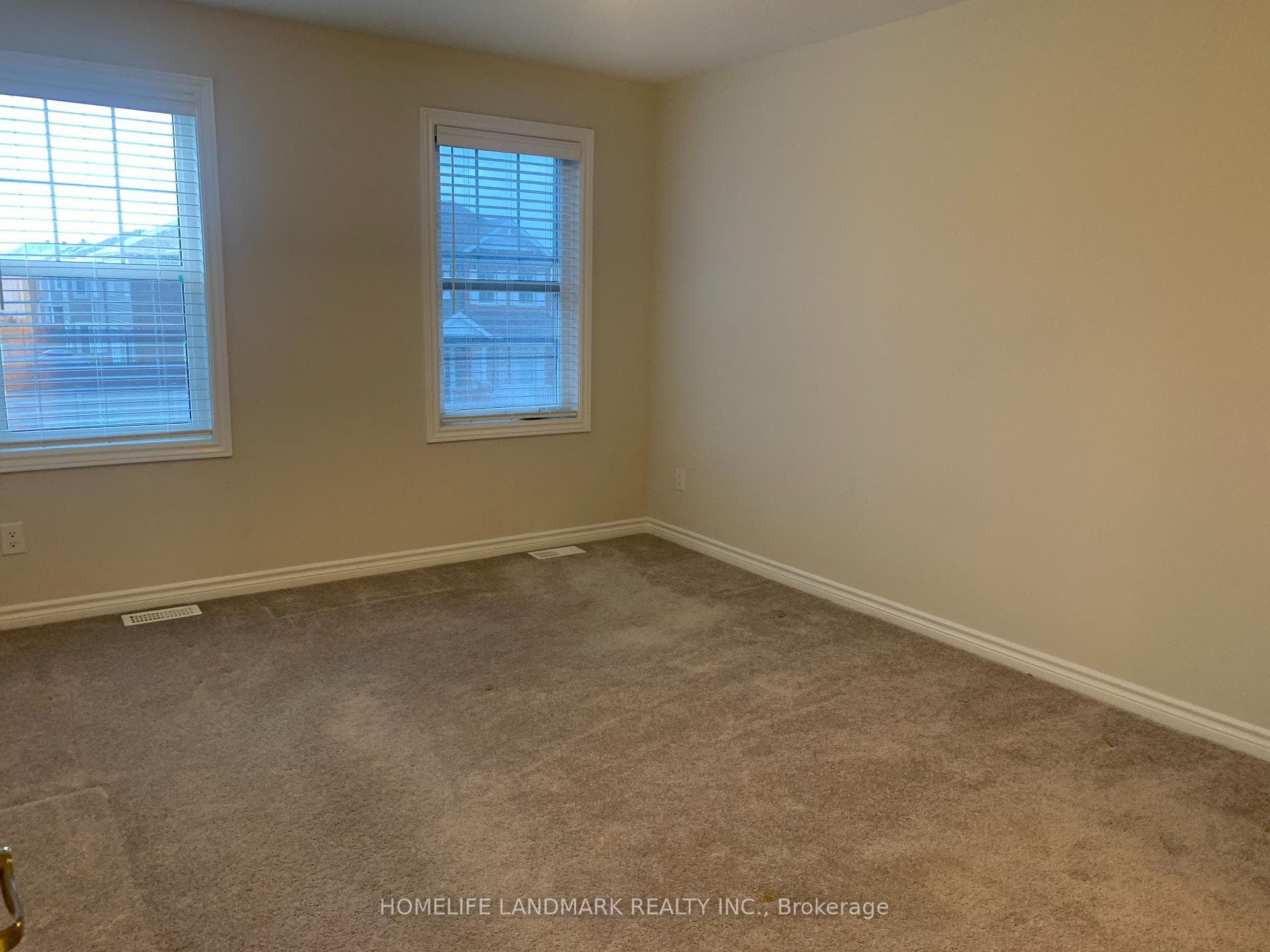 753 Rosehill Avenue photo 17