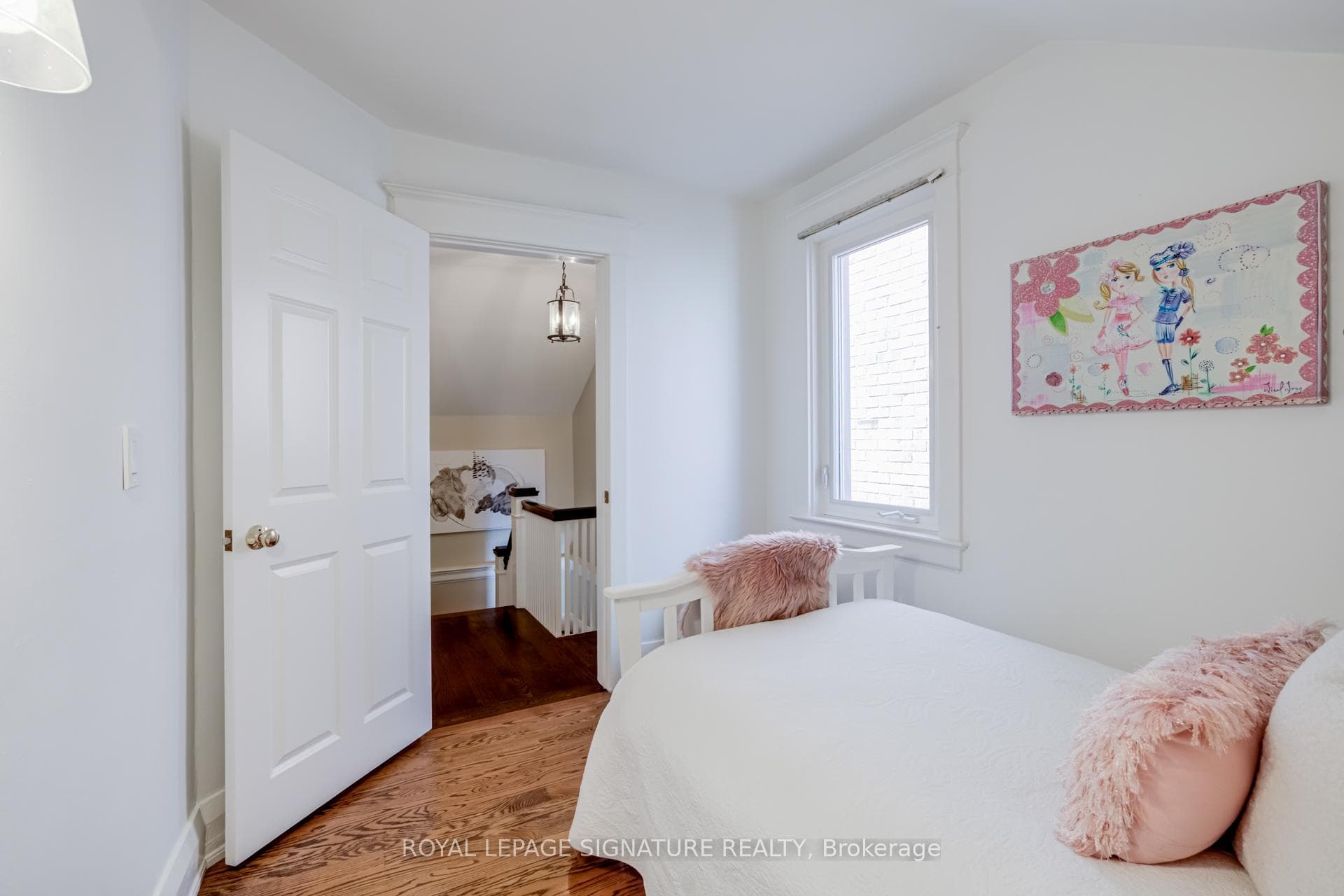 237 Bowood Avenue photo 21