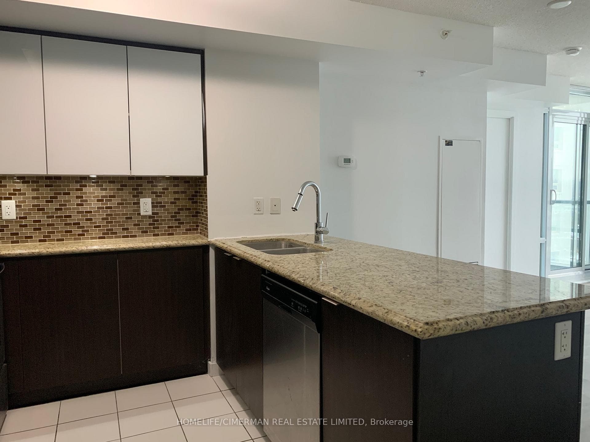 5740 Yonge Street Unit 507 photo 11