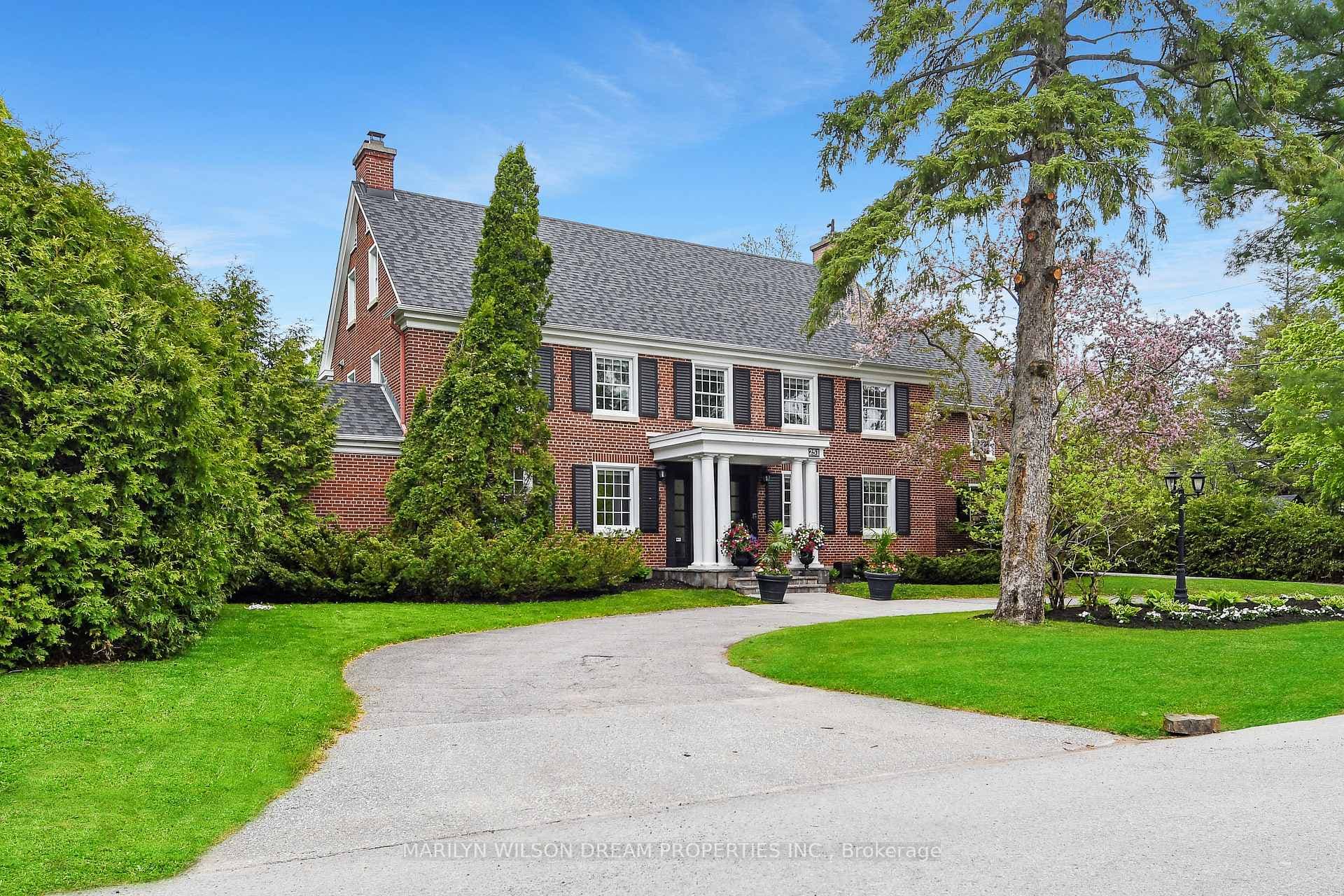 251 Thorold Road photo 1