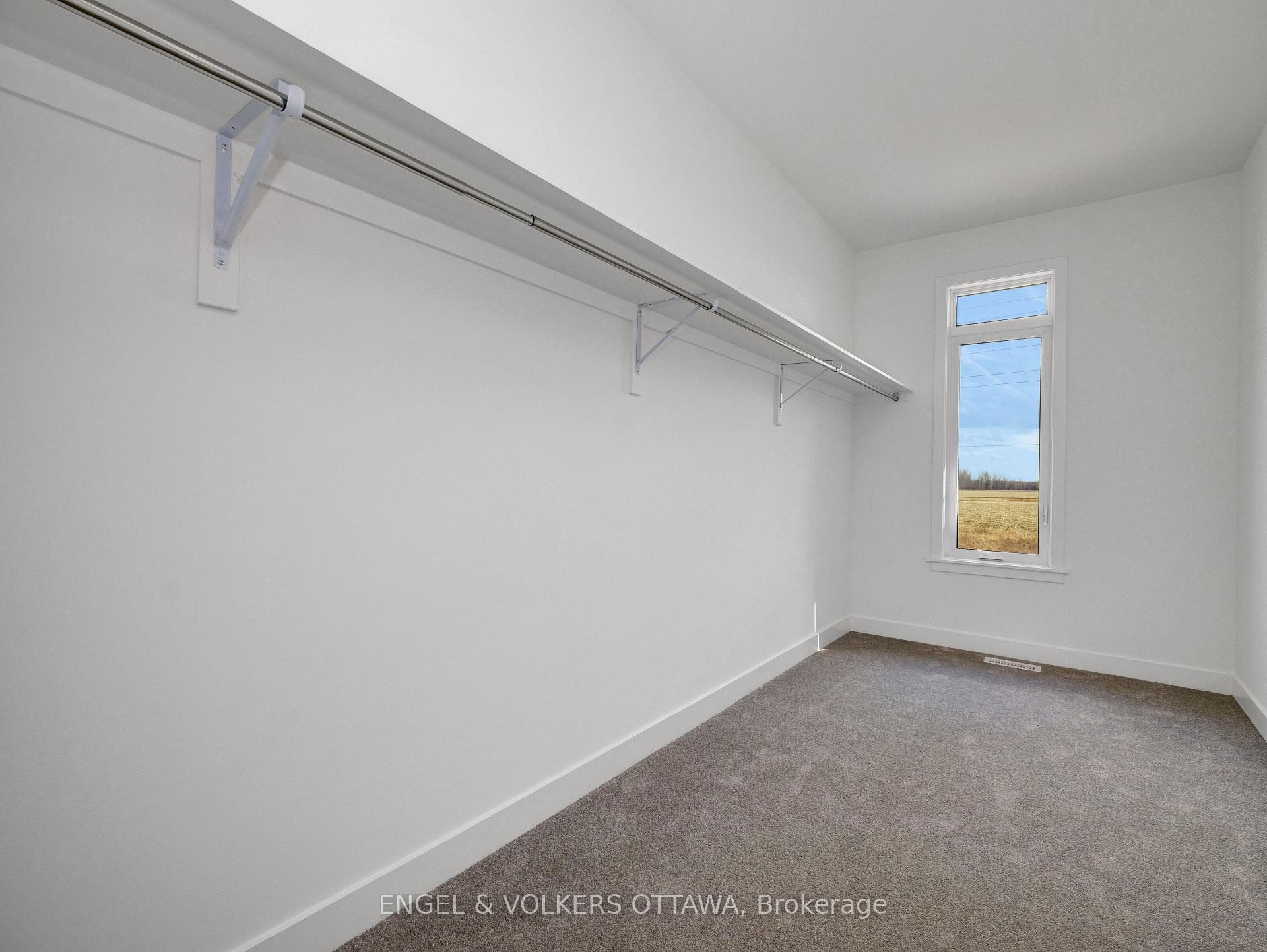 330 MONTICELLO Avenue photo 25
