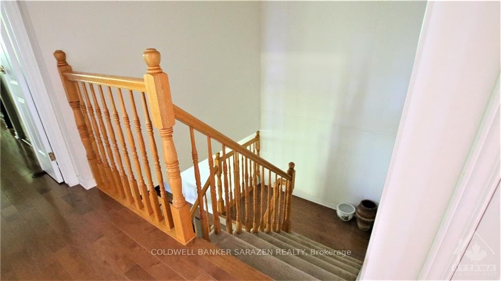 108 STONEBRIAR Drive photo 28