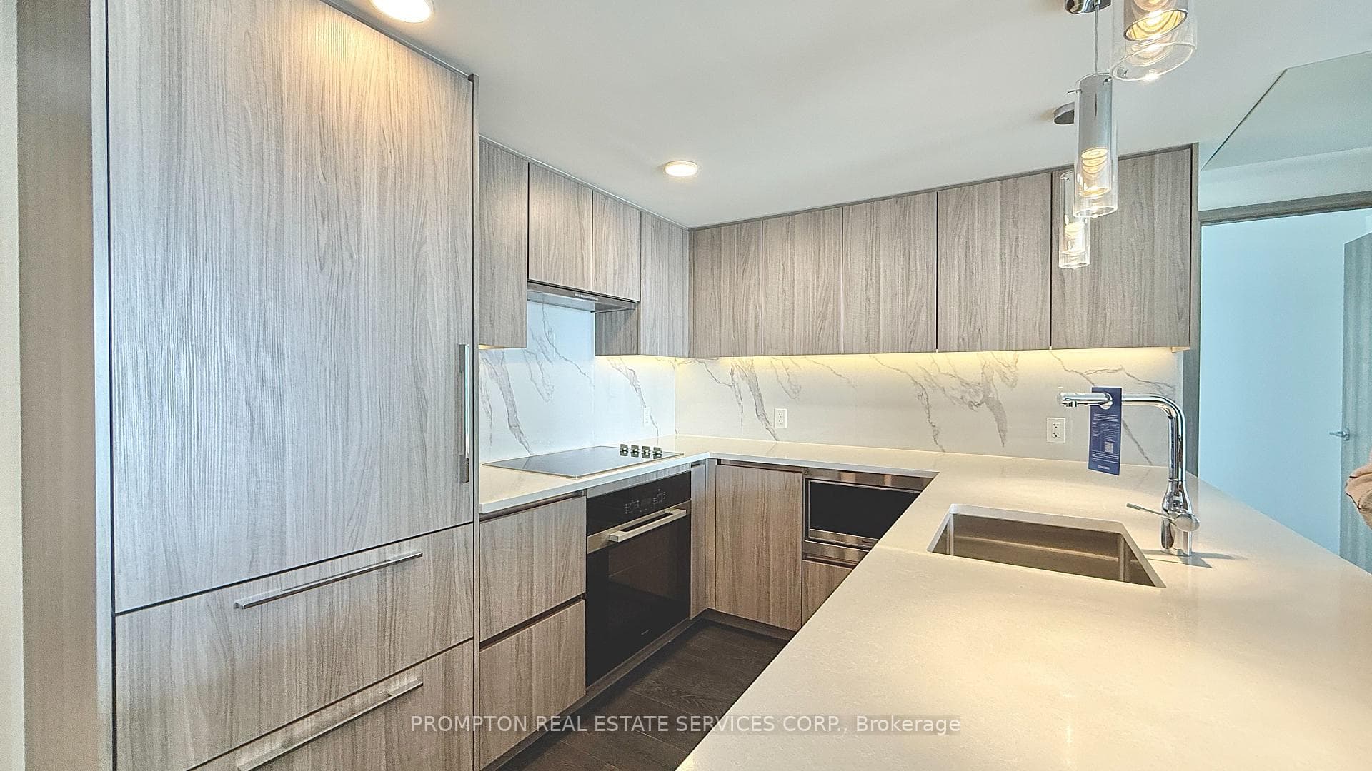 3 Concord Cityplace Way Unit 3310 photo 3