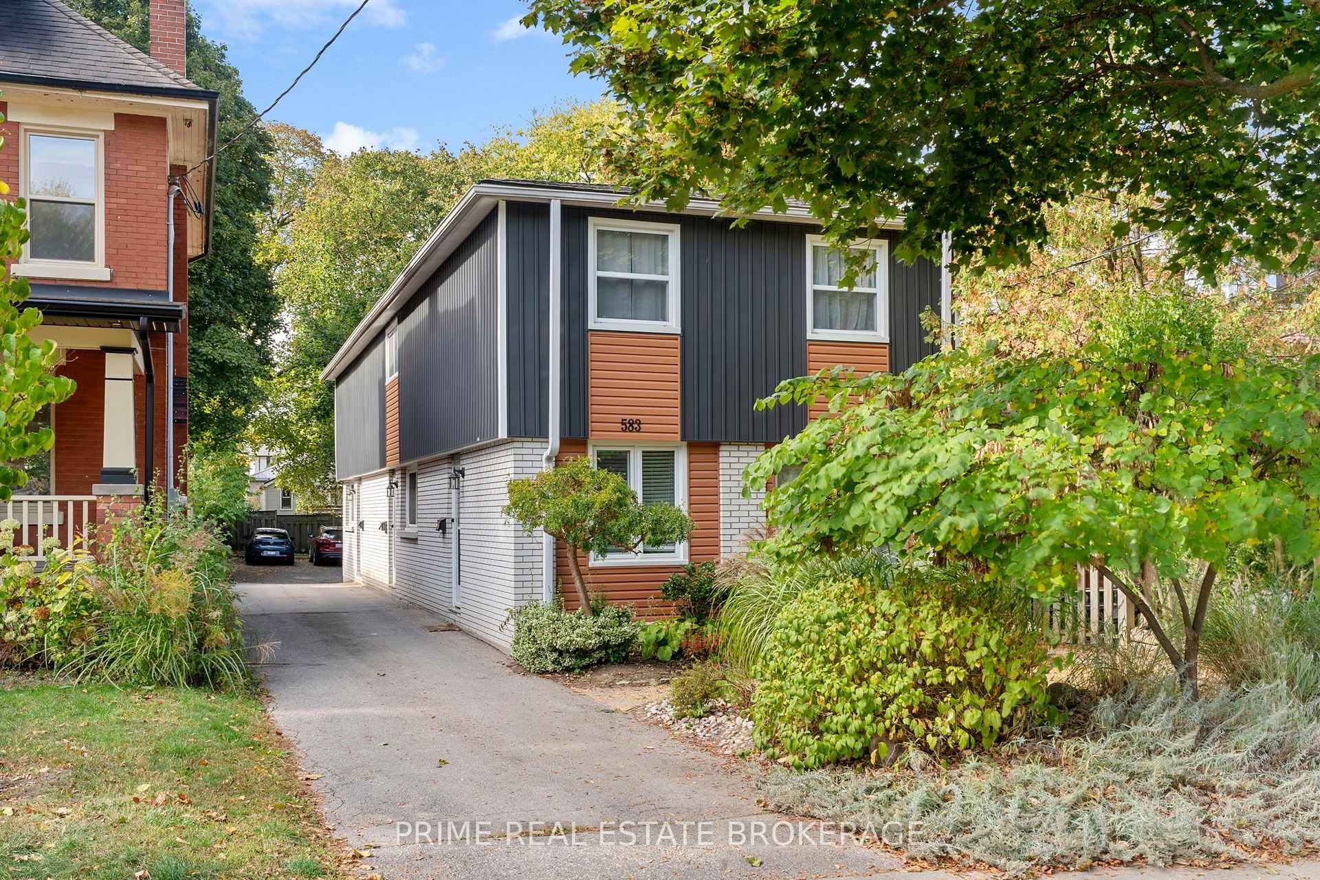 583 Maitland Street photo 1