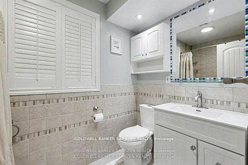 868 Duberry Street photo 15