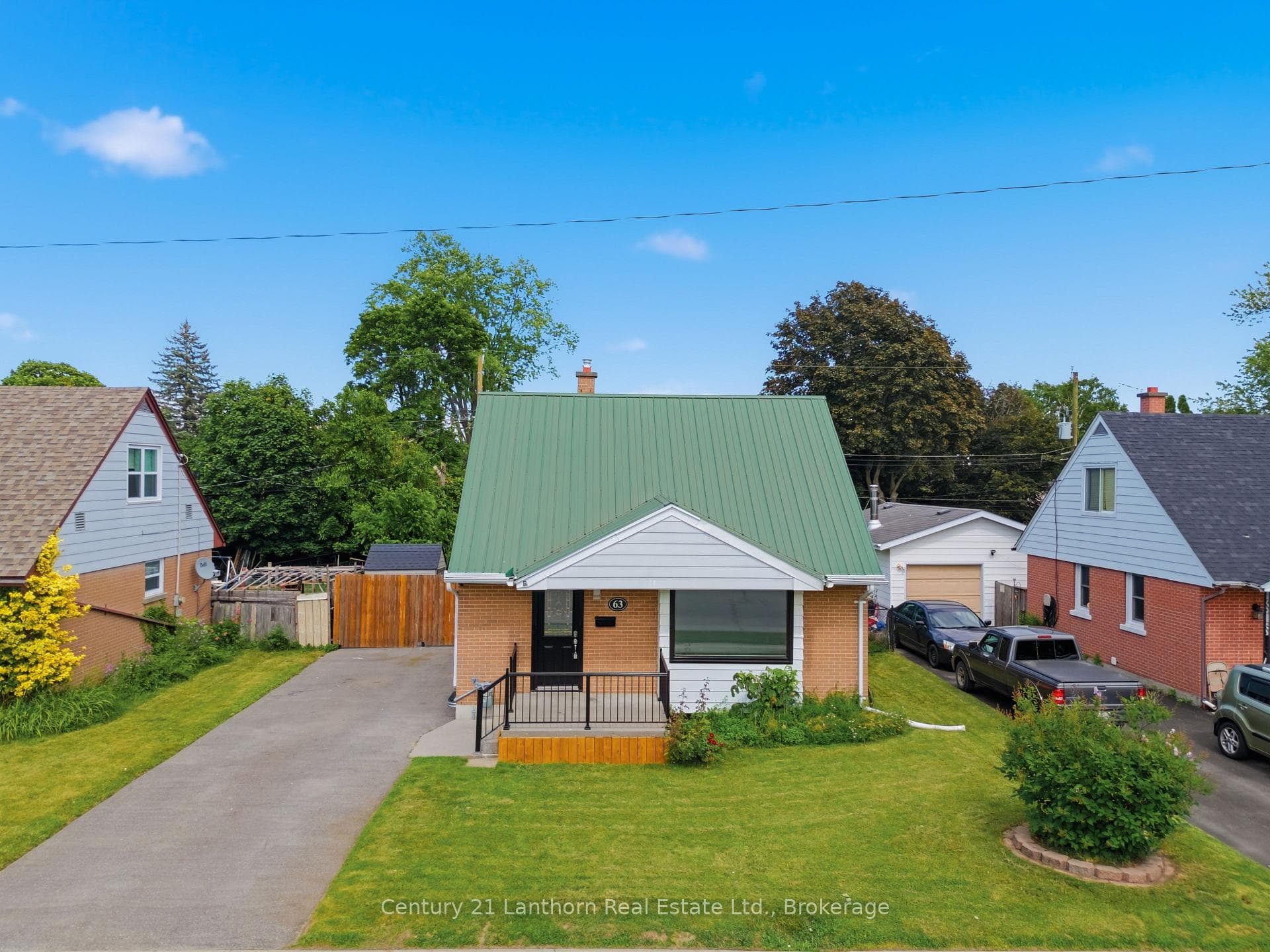 63 Fourth Avenue photo 1