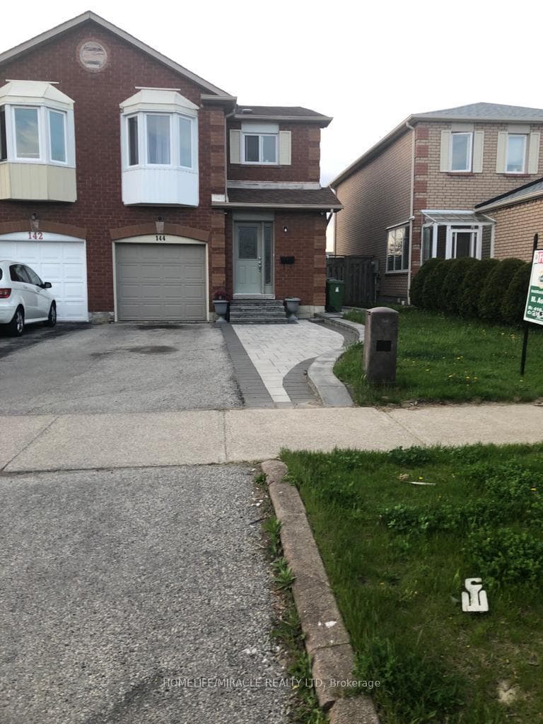 144 Robbinstone Drive photo 22