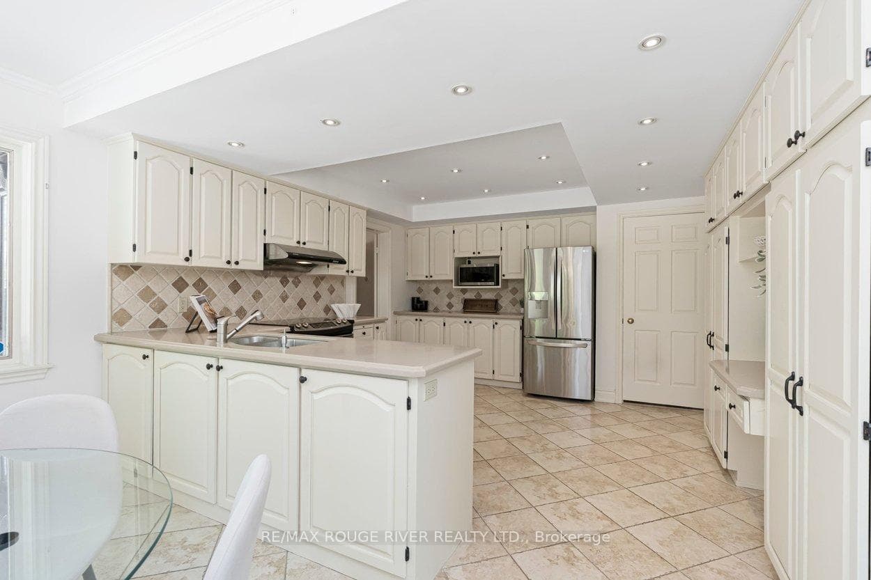 1 Brigadier Place photo 14